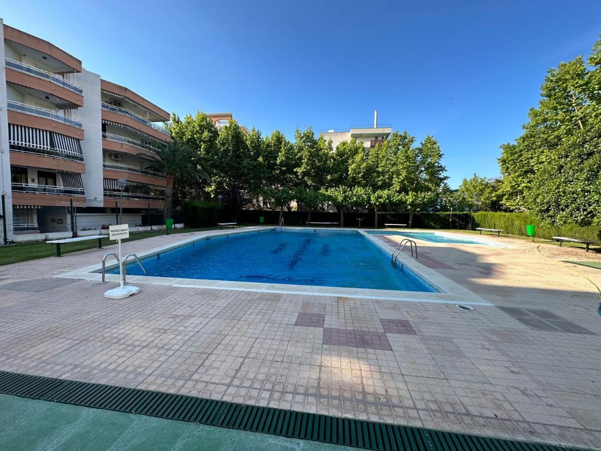 Spacious For A Big Company Apartment